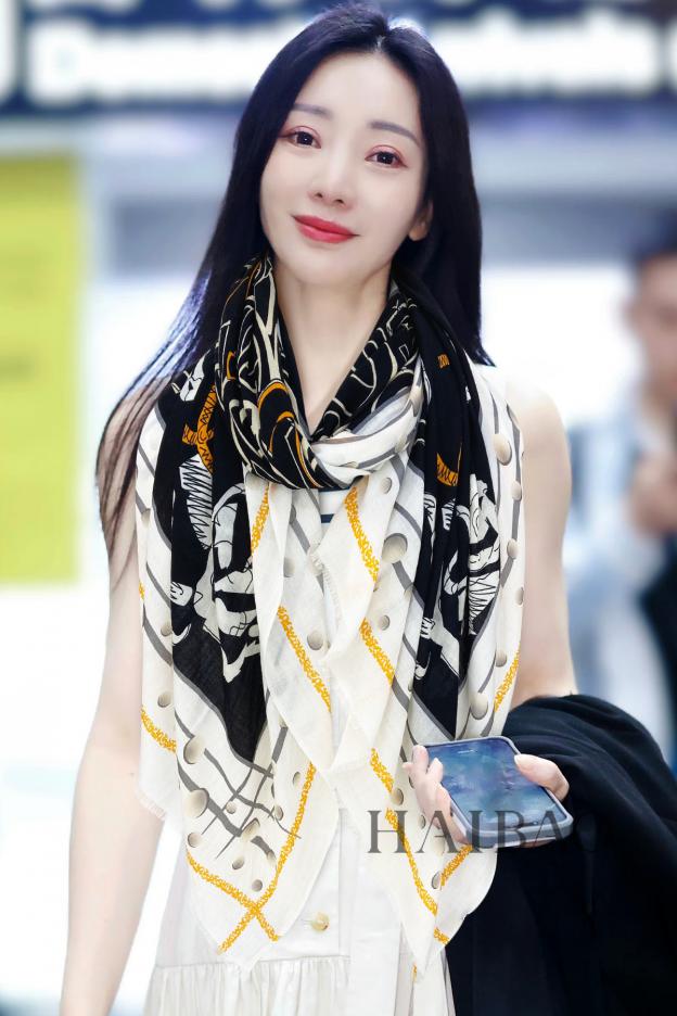 designer,replica,clothing,fake,1:1,lv,luxury,high quality Chenel Cashmere Long Scarf designer,replica,clothing,fake,1:1,lv,luxury,high quality Chenel Cashmere Long Scarf