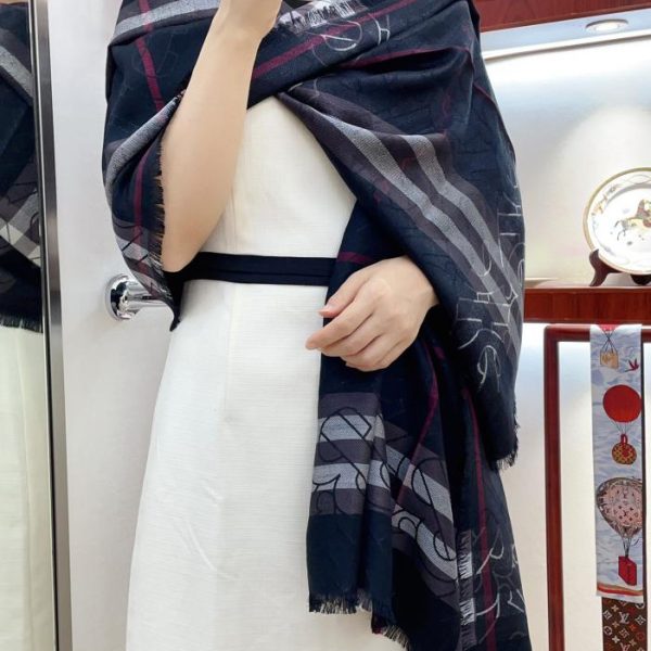designer,replica,clothing,fake,1:1,lv,luxury,high quality Burberry new plaid scarf