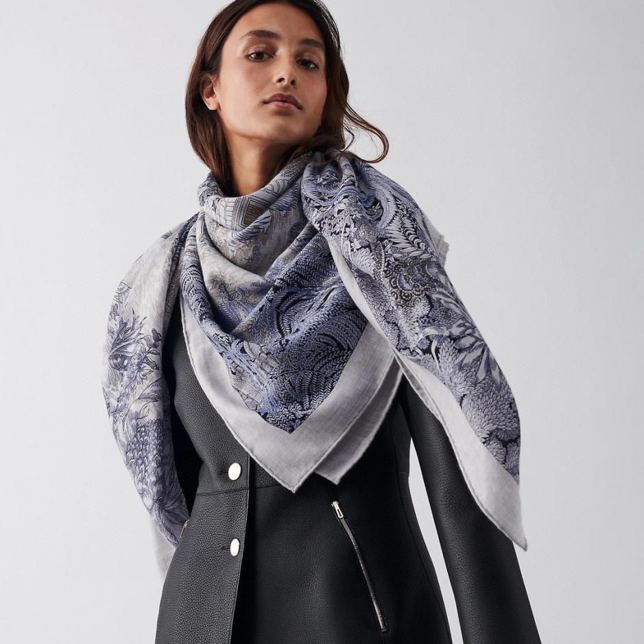 designer,replica,clothing,fake,1:1,lv,luxury,high quality Hermes double-sided cashmere square scarf in the same color designer,replica,clothing,fake,1:1,lv,luxury,high quality Hermes double-sided cashmere square scarf in the same color