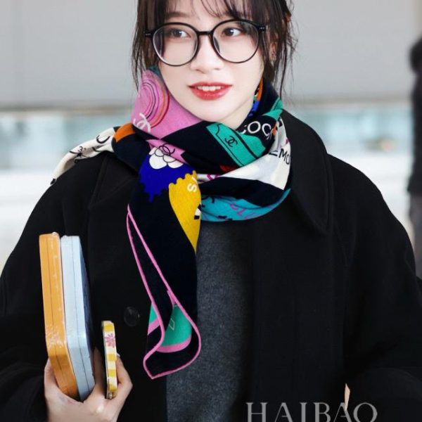 designer,replica,clothing,fake,1:1,lv,luxury,high quality Chenel double-sided tonal cashmere square scarf