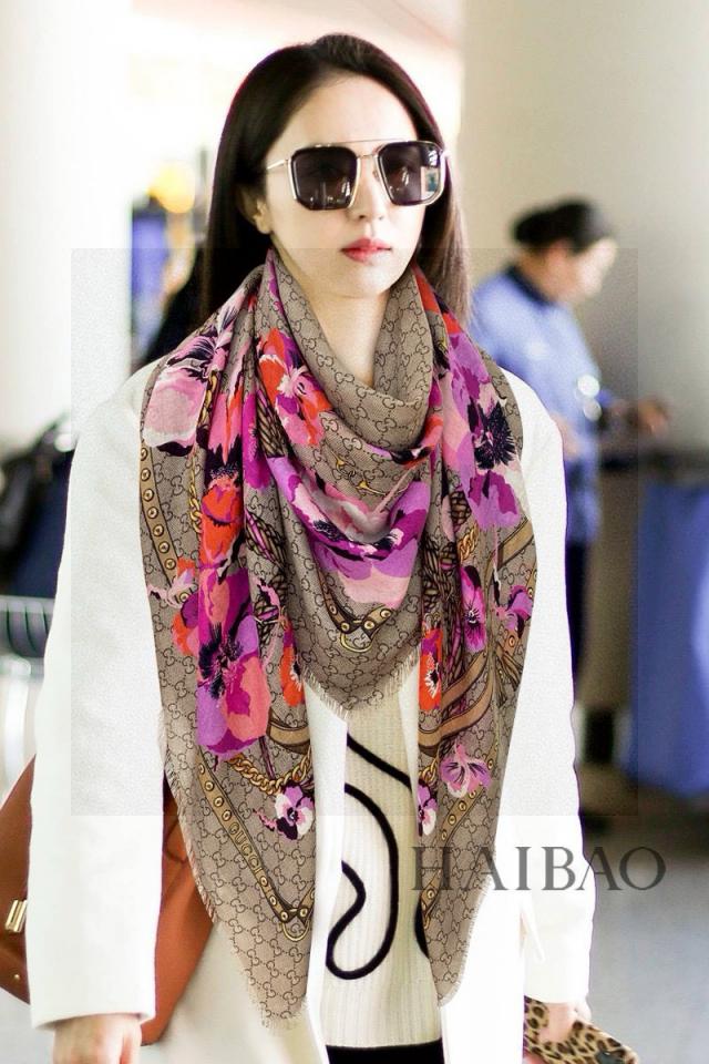 designer,replica,clothing,fake,1:1,lv,luxury,high quality Gucci bag chain and flowers designer,replica,clothing,fake,1:1,lv,luxury,high quality Gucci bag chain and flowers