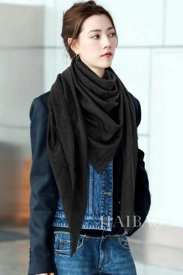 designer,replica,clothing,fake,1:1,lv,luxury,high quality Dior silver letter square scarf designer,replica,clothing,fake,1:1,lv,luxury,high quality Dior silver letter square scarf