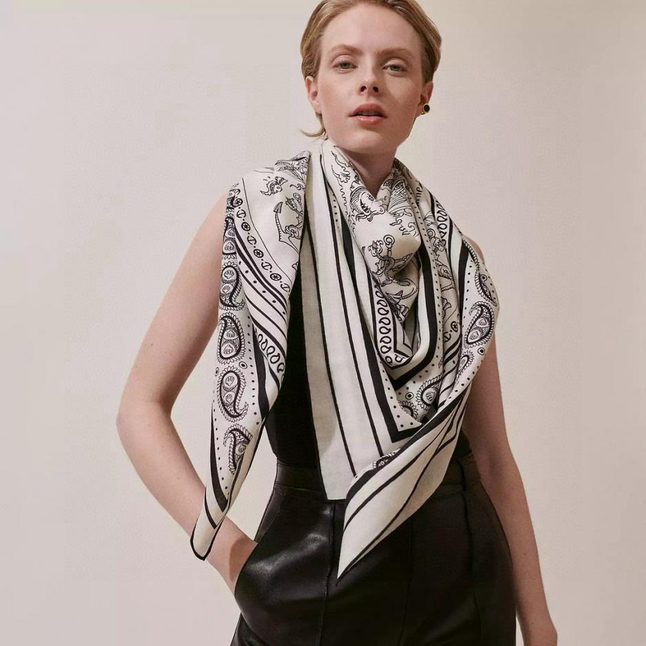 designer,replica,clothing,fake,1:1,lv,luxury,high quality Hermes double-sided cashmere square scarf in the same color designer,replica,clothing,fake,1:1,lv,luxury,high quality Hermes double-sided cashmere square scarf in the same color