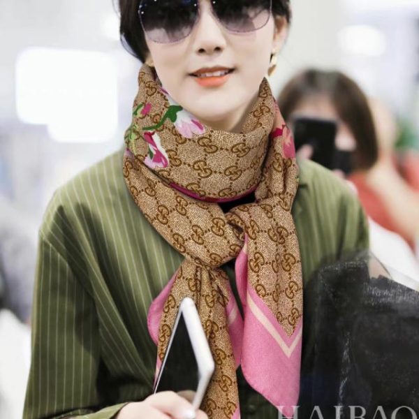 designer,replica,clothing,fake,1:1,lv,luxury,high quality Gucci cashmere square scarf