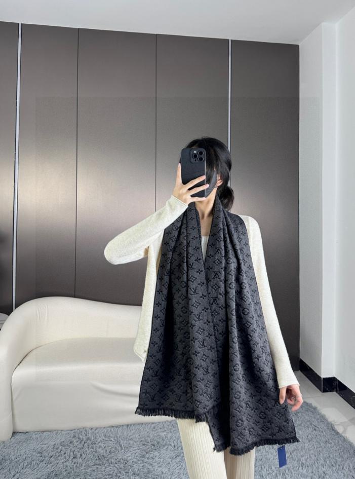 designer,replica,clothing,fake,1:1,lv,luxury,high quality Louis Vuitton men’s scarf designer,replica,clothing,fake,1:1,lv,luxury,high quality Louis Vuitton men’s scarf