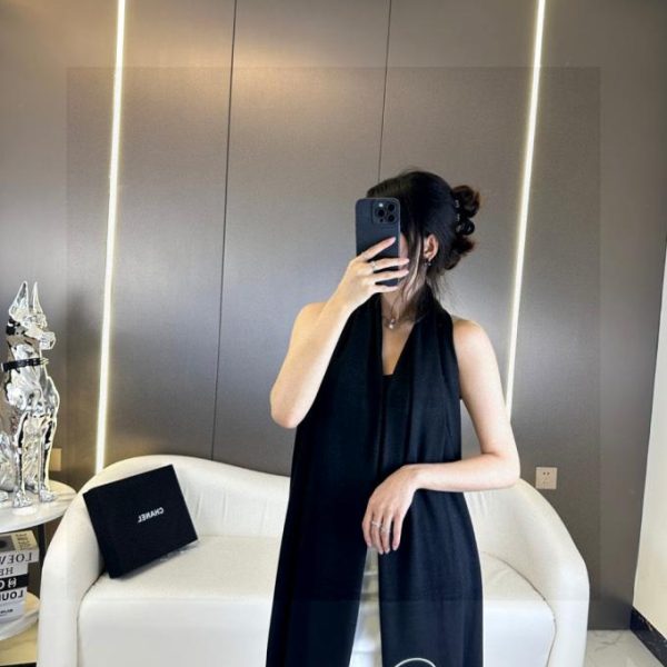 designer,replica,clothing,fake,1:1,lv,luxury,high quality Chanel thin velvet long scarf
