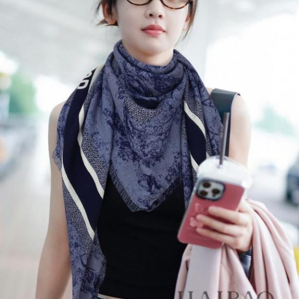 designer,replica,clothing,fake,1:1,lv,luxury,high quality Dior double-sided two-color cashmere square scarf