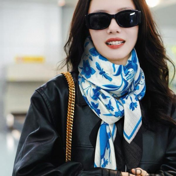 designer,replica,clothing,fake,1:1,lv,luxury,high quality Gucci cashmere square scarf