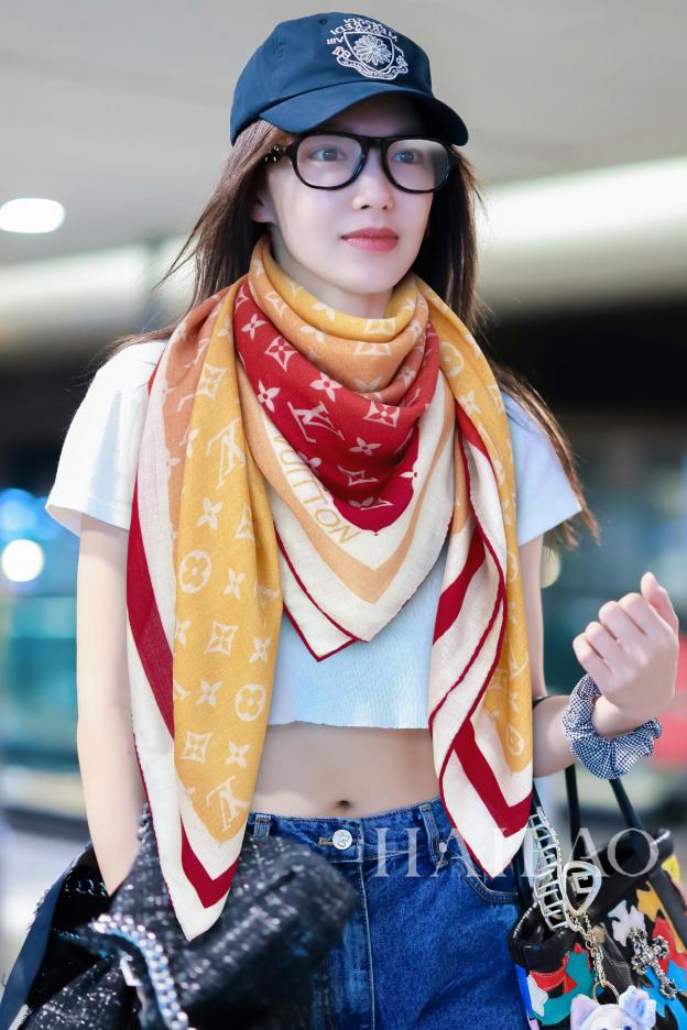 designer,replica,clothing,fake,1:1,lv,luxury,high quality Louis Vuitton cashmere square scarf designer,replica,clothing,fake,1:1,lv,luxury,high quality Louis Vuitton cashmere square scarf