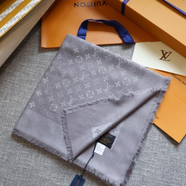designer,replica,clothing,fake,1:1,lv,luxury,high quality Louis Vuitton cashmere square scarf