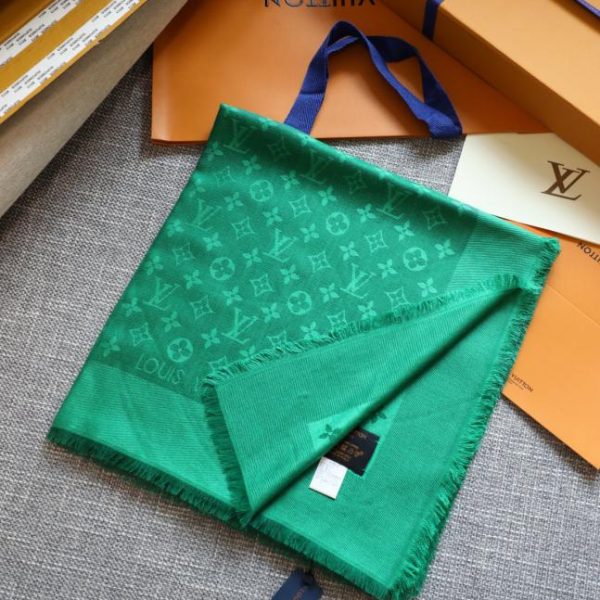 designer,replica,clothing,fake,1:1,lv,luxury,high quality Louis Vuitton cashmere square scarf