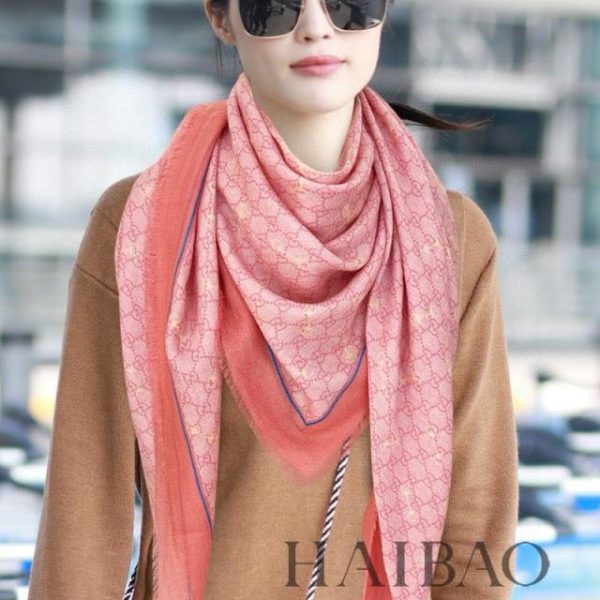 designer,replica,clothing,fake,1:1,lv,luxury,high quality Gucci cashmere printed square scarf