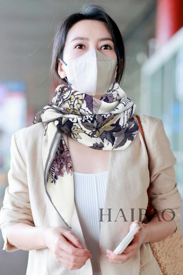 designer,replica,clothing,fake,1:1,lv,luxury,high quality Dior double-sided two-color cashmere square scarf designer,replica,clothing,fake,1:1,lv,luxury,high quality Dior double-sided two-color cashmere square scarf