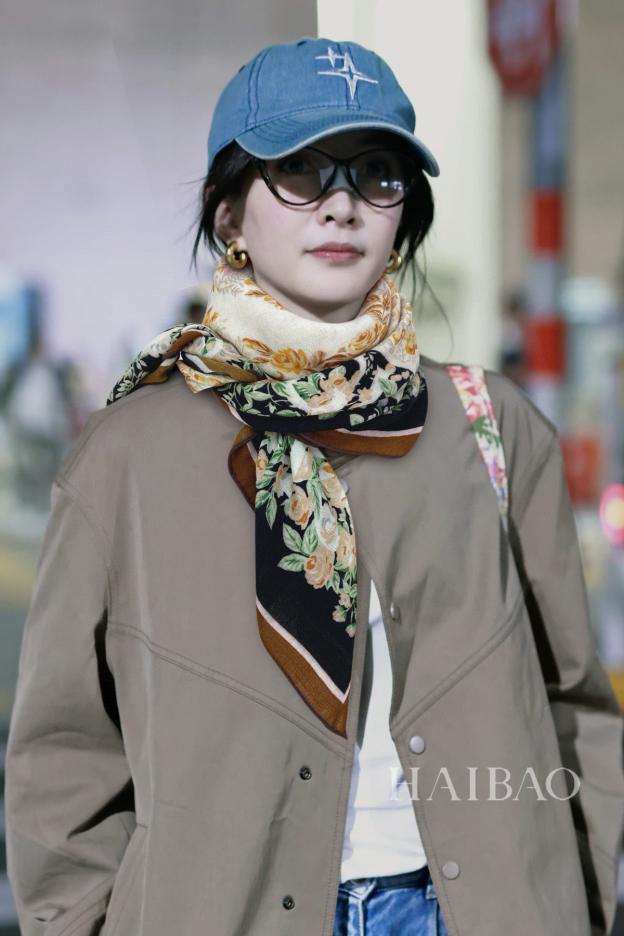designer,replica,clothing,fake,1:1,lv,luxury,high quality Gucci cashmere square scarf designer,replica,clothing,fake,1:1,lv,luxury,high quality Gucci cashmere square scarf