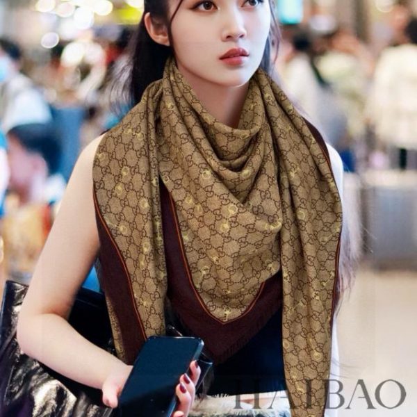 designer,replica,clothing,fake,1:1,lv,luxury,high quality Gucci horsebit cashmere square scarf