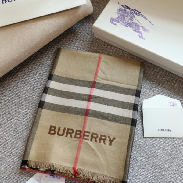 designer,replica,clothing,fake,1:1,lv,luxury,high quality Burberry double-sided thin plaid shawl