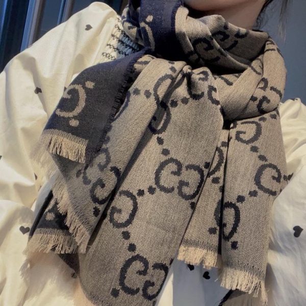 designer,replica,clothing,fake,1:1,lv,luxury,high quality Gucci reversible scarf for men and women