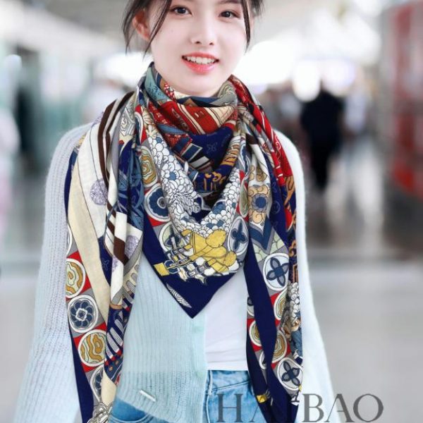 designer,replica,clothing,fake,1:1,lv,luxury,high quality Louis Vuitton cashmere square scarf