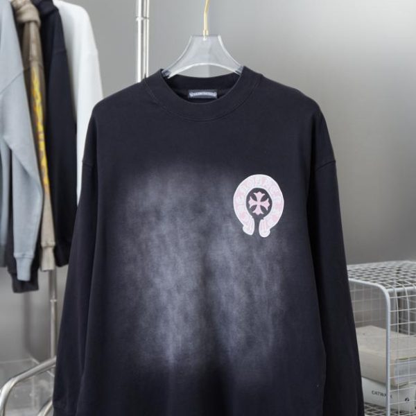 designer,replica,clothing,fake,1:1,lv,luxury,high quality Chrome Hearte Cross Crew Neck Sweatshirt