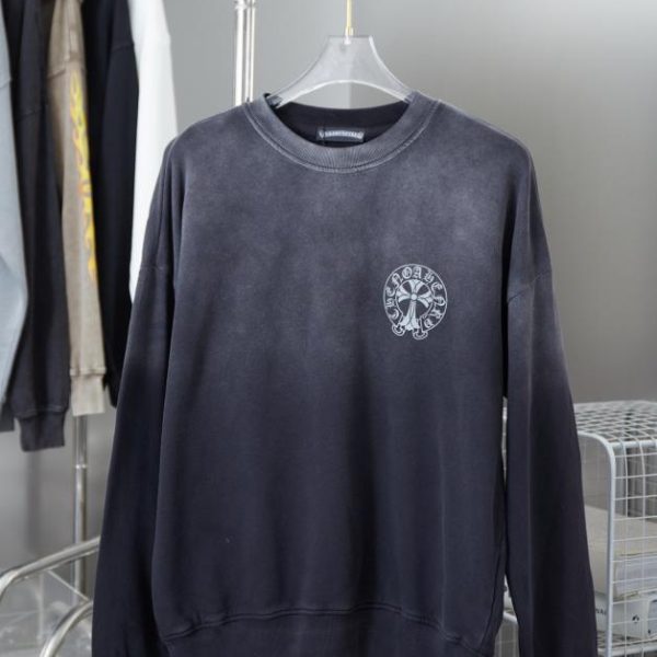 designer,replica,clothing,fake,1:1,lv,luxury,high quality Chrome Hearte Cross Crew Neck Sweatshirt