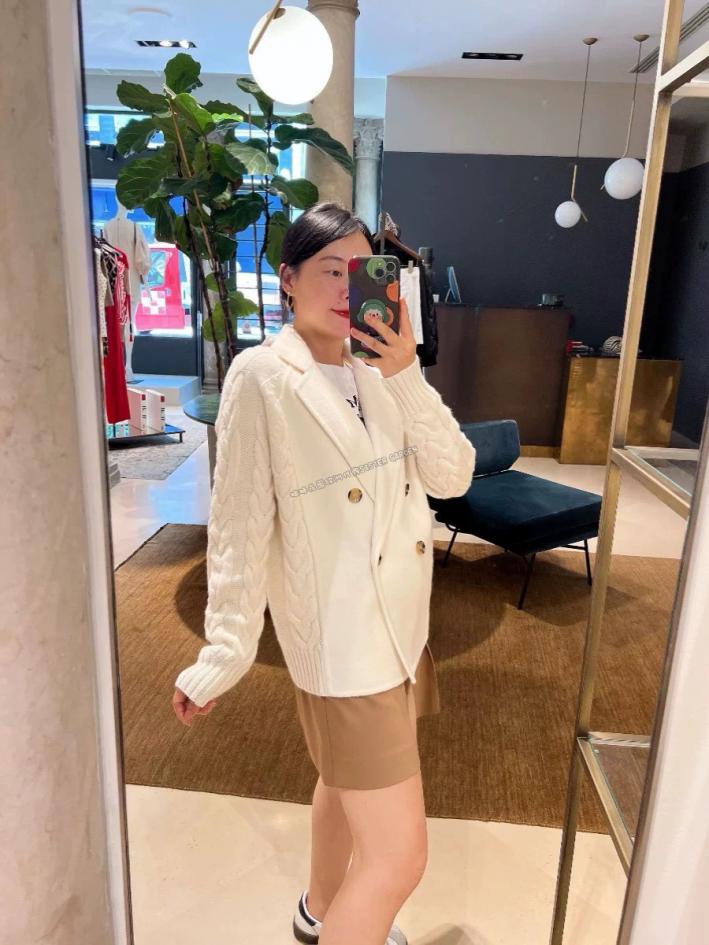 designer,replica,clothing,fake,1:1,lv,luxury,high quality Max Mara’s latest water-patterned knitted cashmere jacket for autumn and winter designer,replica,clothing,fake,1:1,lv,luxury,high quality Max Mara’s latest water-patterned knitted cashmere jacket for autumn and winter