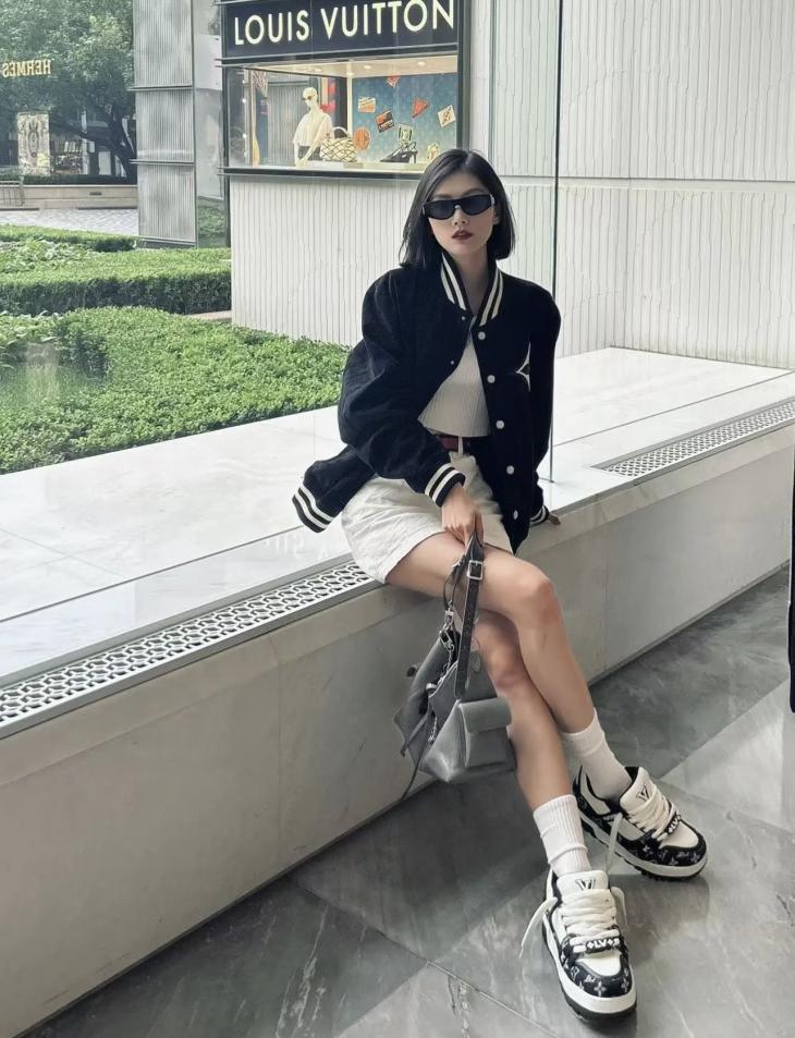 designer,replica,clothing,fake,1:1,lv,luxury,high quality LV new autumn and winter coats designer,replica,clothing,fake,1:1,lv,luxury,high quality LV new autumn and winter coats
