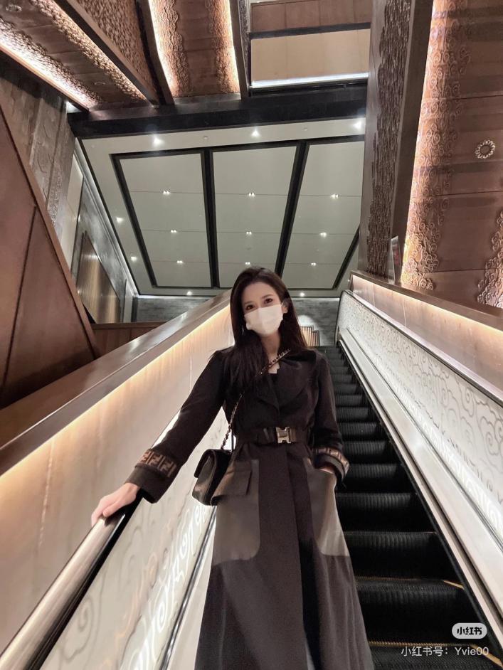 designer,replica,clothing,fake,1:1,lv,luxury,high quality Fendi 24Ss long trench coat designer,replica,clothing,fake,1:1,lv,luxury,high quality Fendi 24Ss long trench coat