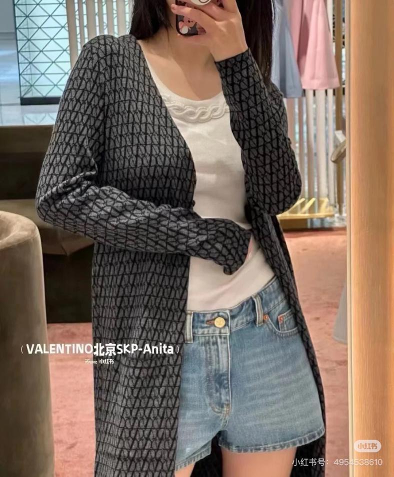 designer,replica,clothing,fake,1:1,lv,luxury,high quality alentino latest autumn and winter series designer,replica,clothing,fake,1:1,lv,luxury,high quality alentino latest autumn and winter series