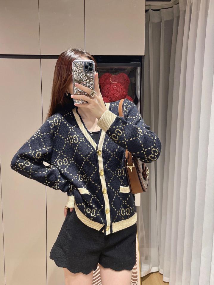 designer,replica,clothing,fake,1:1,lv,luxury,high quality Gucci Double G crew neck wool V-neck cardigan designer,replica,clothing,fake,1:1,lv,luxury,high quality Gucci Double G crew neck wool V-neck cardigan