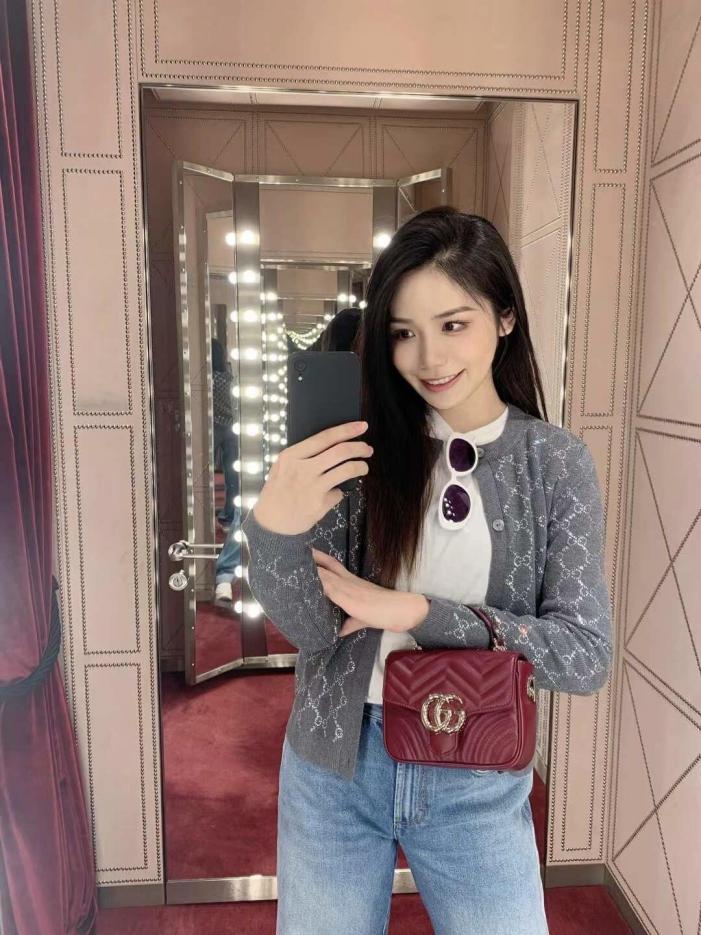 designer,replica,clothing,fake,1:1,lv,luxury,high quality Gucc lettering crystal embellished knitted cardigan designer,replica,clothing,fake,1:1,lv,luxury,high quality Gucc lettering crystal embellished knitted cardigan