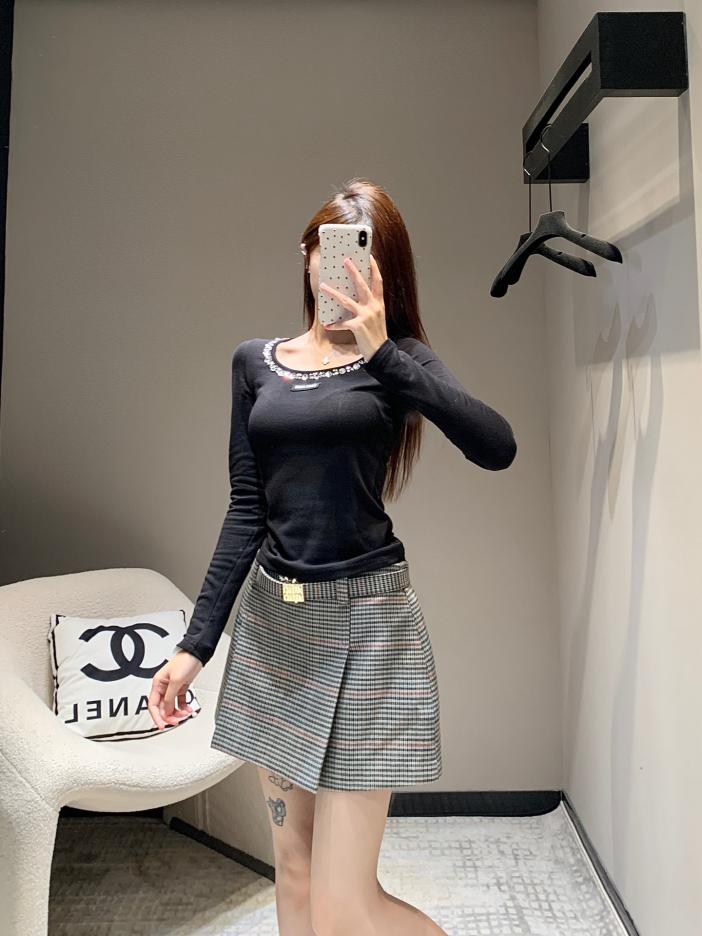 designer,replica,clothing,fake,1:1,lv,luxury,high quality Miu Miu long sleeve T-shirt base layer designer,replica,clothing,fake,1:1,lv,luxury,high quality Miu Miu long sleeve T-shirt base layer