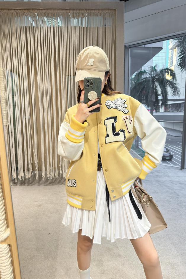 designer,replica,clothing,fake,1:1,lv,luxury,high quality LV baseball jacket designer,replica,clothing,fake,1:1,lv,luxury,high quality LV baseball jacket