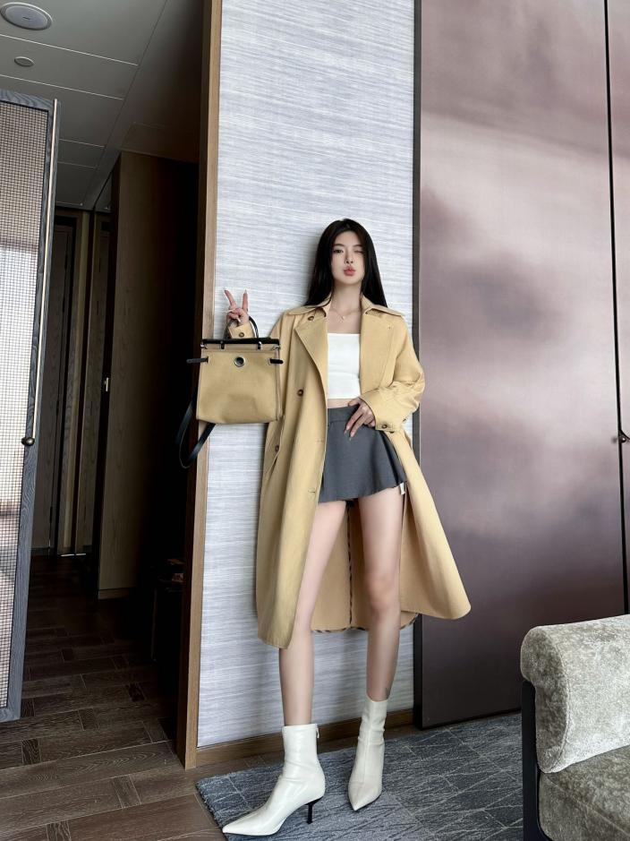 designer,replica,clothing,fake,1:1,lv,luxury,high quality Burberry classic long trench coat designer,replica,clothing,fake,1:1,lv,luxury,high quality Burberry classic long trench coat