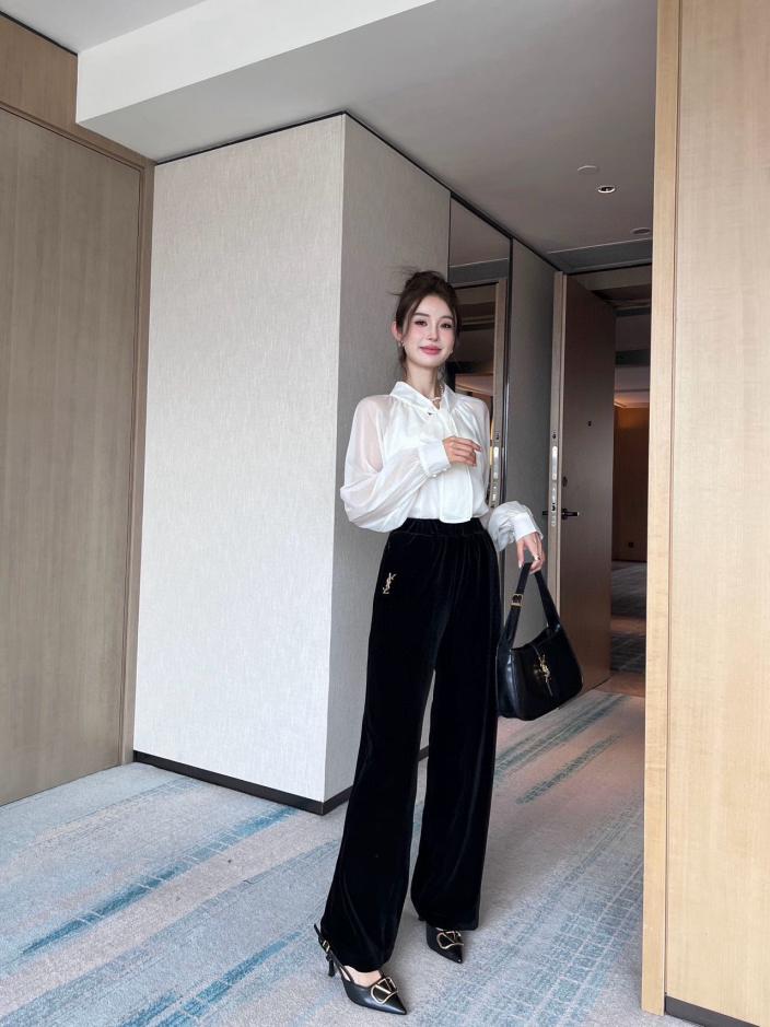 designer,replica,clothing,fake,1:1,lv,luxury,high quality SLP velvet straight pants designer,replica,clothing,fake,1:1,lv,luxury,high quality SLP velvet straight pants