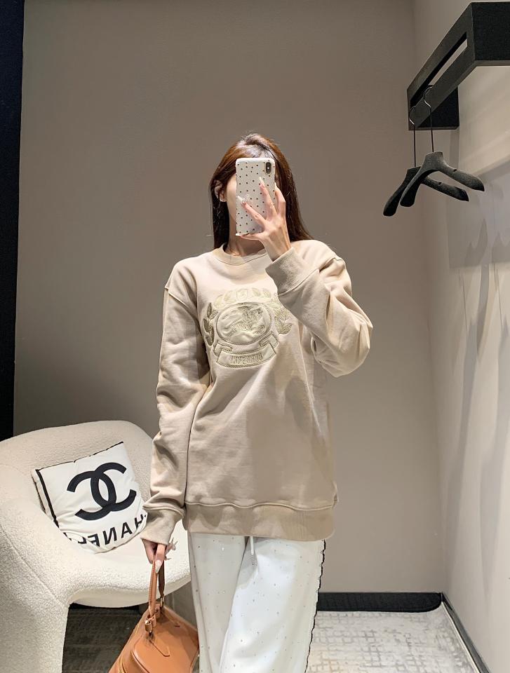 designer,replica,clothing,fake,1:1,lv,luxury,high quality Burberry crew neck sweatshirt designer,replica,clothing,fake,1:1,lv,luxury,high quality Burberry crew neck sweatshirt