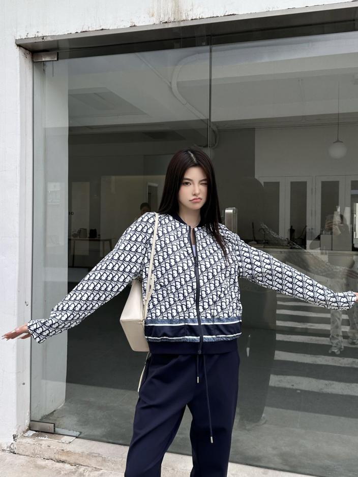 designer,replica,clothing,fake,1:1,lv,luxury,high quality Dior casual double-sided jacket + trousers suit designer,replica,clothing,fake,1:1,lv,luxury,high quality Dior casual double-sided jacket + trousers suit