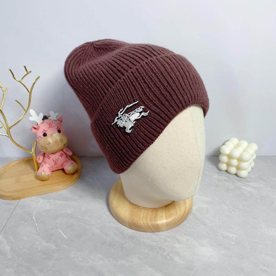 designer,replica,clothing,fake,1:1,lv,luxury,high quality Burberry autumn and winter knitted beanie designer,replica,clothing,fake,1:1,lv,luxury,high quality Burberry autumn and winter knitted beanie
