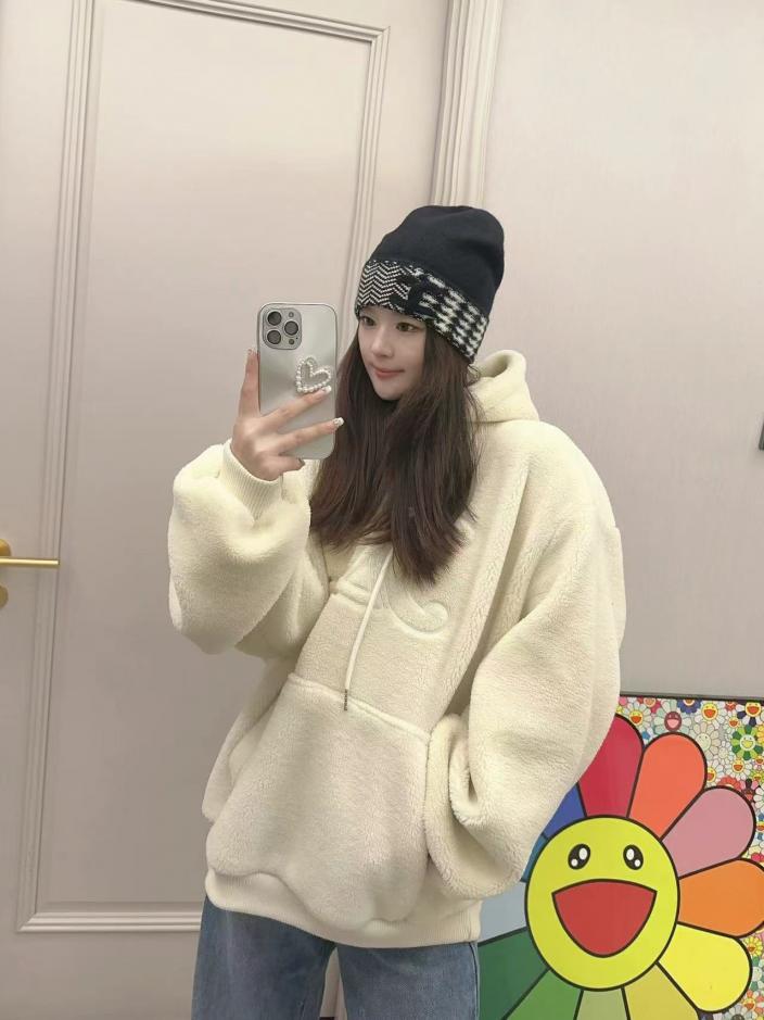 designer,replica,clothing,fake,1:1,lv,luxury,high quality Chanel classic colors for men and women designer,replica,clothing,fake,1:1,lv,luxury,high quality Chanel classic colors for men and women