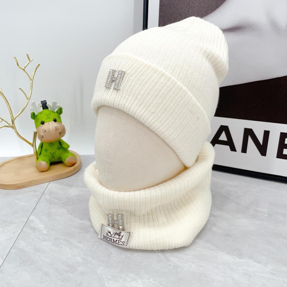 designer,replica,clothing,fake,1:1,lv,luxury,high quality Hermes scarf, hat and gloves three-piece set designer,replica,clothing,fake,1:1,lv,luxury,high quality Hermes scarf, hat and gloves three-piece set