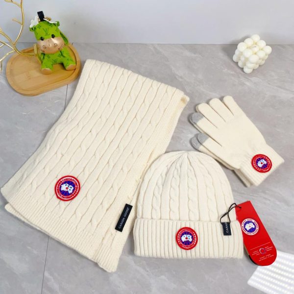 designer,replica,clothing,fake,1:1,lv,luxury,high quality CANADA GOOSE [Scarf, Hat and Fur Ball Gloves] Three-piece Set
