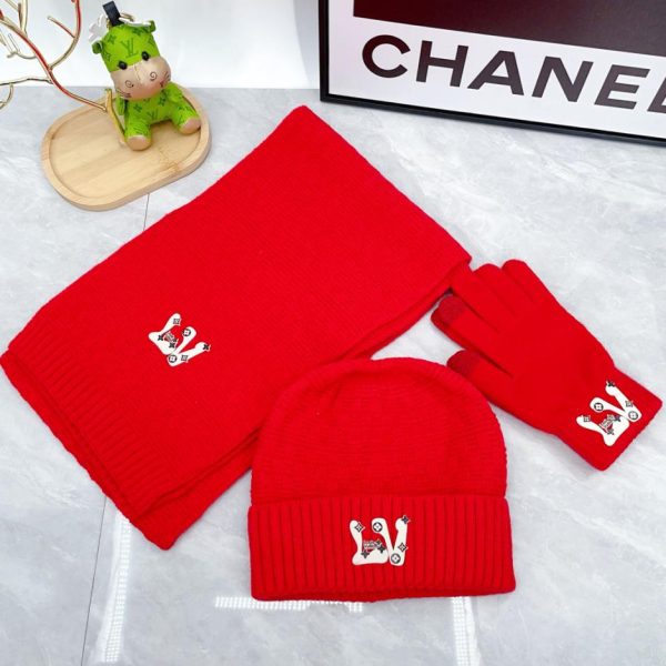 designer,replica,clothing,fake,1:1,lv,luxury,high quality Louis Vuitton scarf, hat and gloves three-piece set
