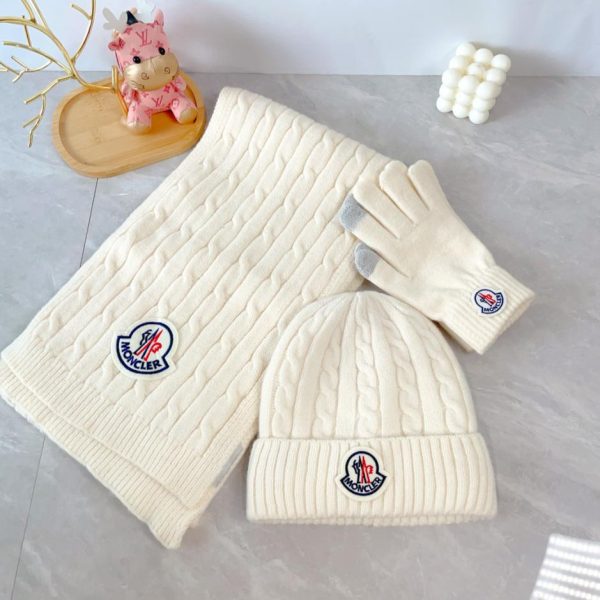 designer,replica,clothing,fake,1:1,lv,luxury,high quality Moncler scarf, hat and gloves three-piece set