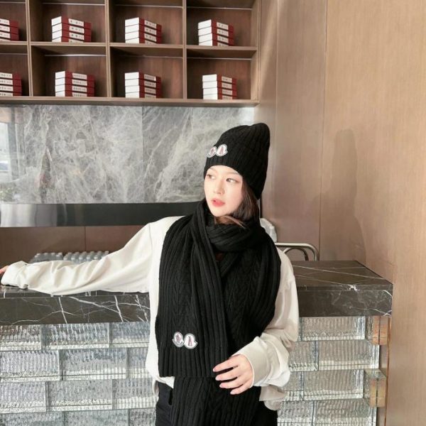 designer,replica,clothing,fake,1:1,lv,luxury,high quality MONCLER Hat and Scarf Classic Set