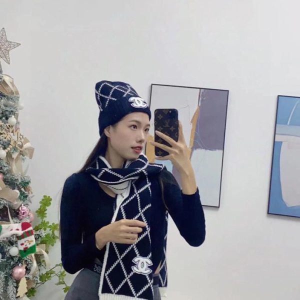 designer,replica,clothing,fake,1:1,lv,luxury,high quality Chanel new hat and scarf set