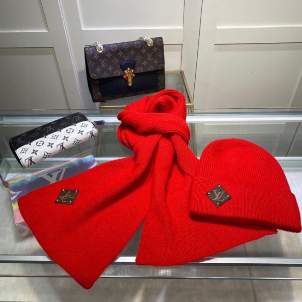 designer,replica,clothing,fake,1:1,lv,luxury,high quality Louis Vuitton hat and scarf classic set