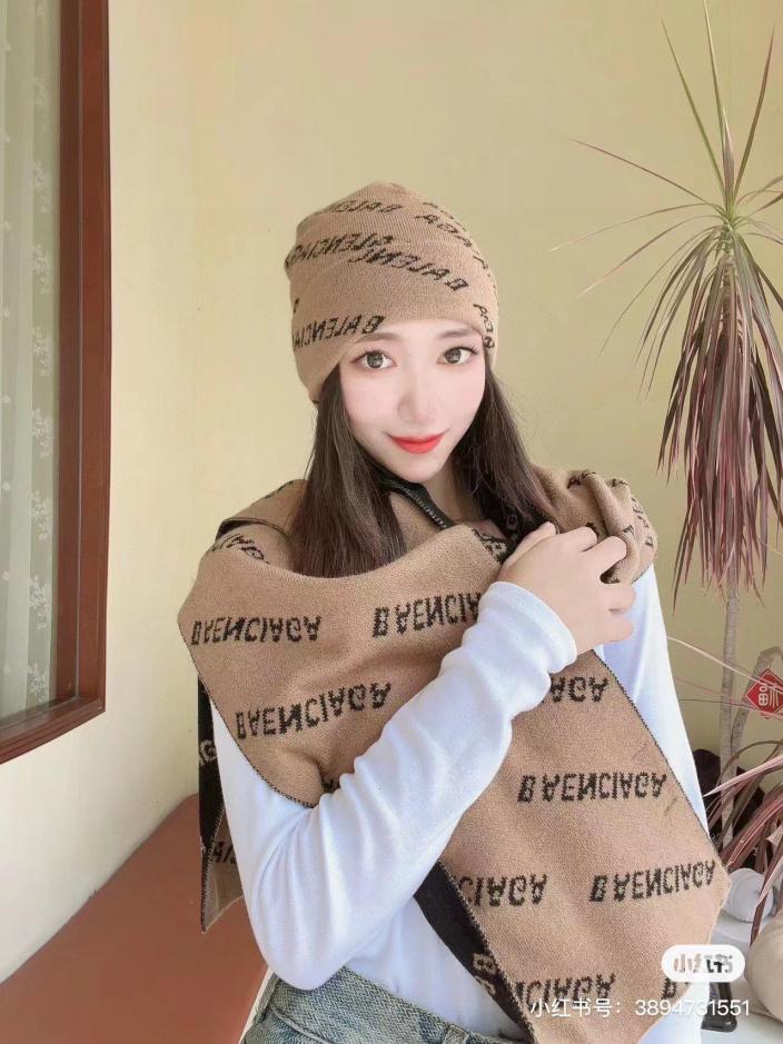designer,replica,clothing,fake,1:1,lv,luxury,high quality Balenciaga hat scarf set designer,replica,clothing,fake,1:1,lv,luxury,high quality Balenciaga hat scarf set