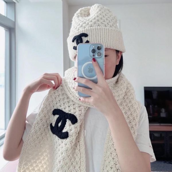 designer,replica,clothing,fake,1:1,lv,luxury,high quality Chanel new hat and scarf set