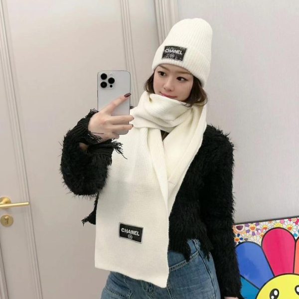 designer,replica,clothing,fake,1:1,lv,luxury,high quality Chanel new hat and scarf set