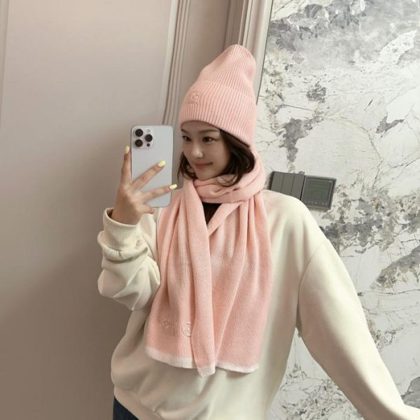 designer,replica,clothing,fake,1:1,lv,luxury,high quality Louis Vuitton hat and scarf classic suit
