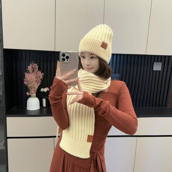designer,replica,clothing,fake,1:1,lv,luxury,high quality Loewe new classic suit hat scarf